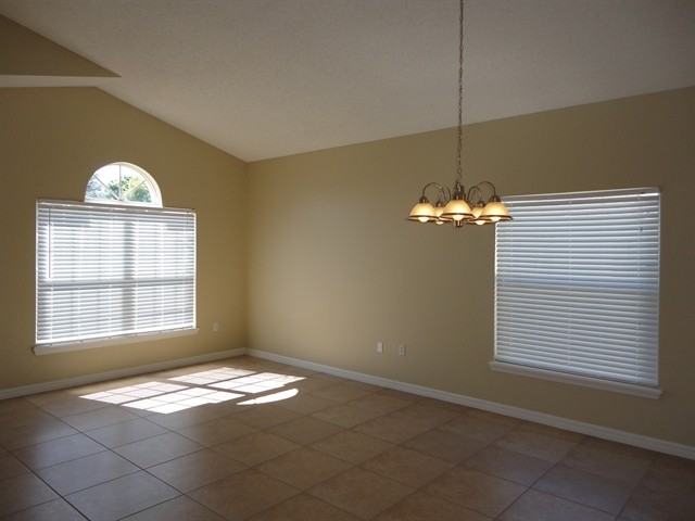 2809 Sherbrook Ct - Photo 2 of 14