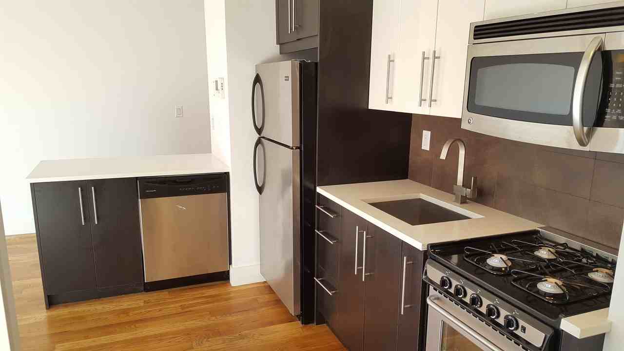114 Seigel Street #4A