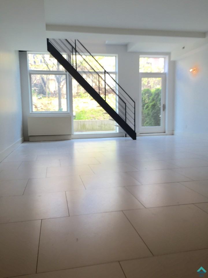 114 Troutman St #112