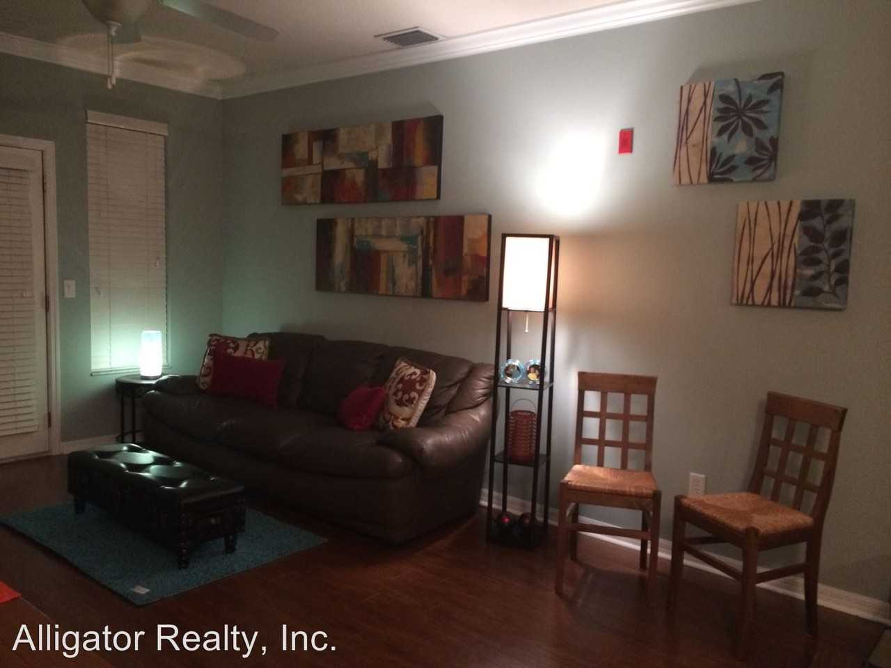 1185 SW 9th Road - Photo 2 of 8