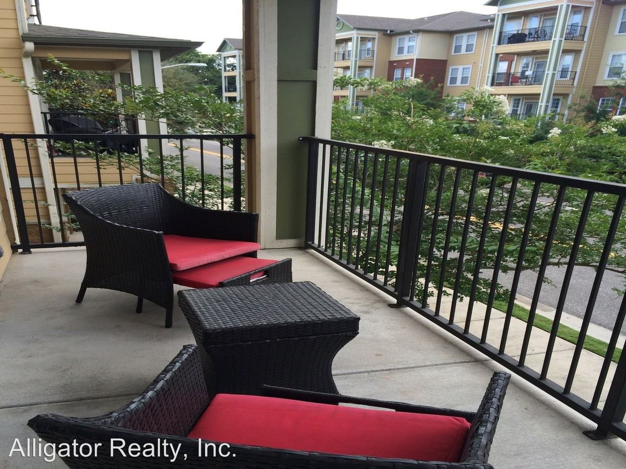 1185 SW 9th Road - Photo 3 of 8