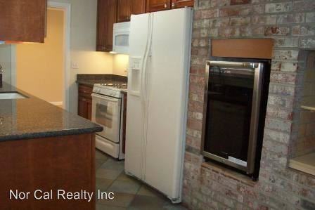 24725 Broadmore Ave - Photo 3 of 11