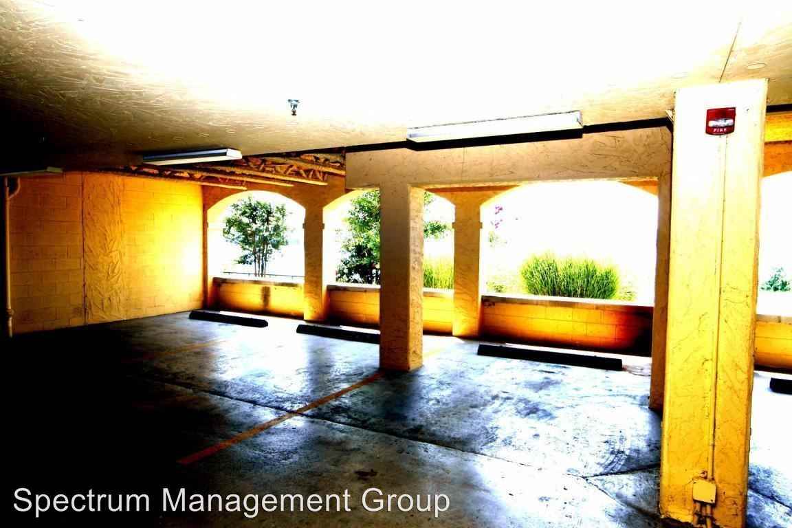 102 Harbor Ln - Photo 2 of 18