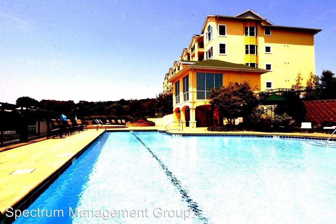 102 Harbor Ln - Photo 3 of 18