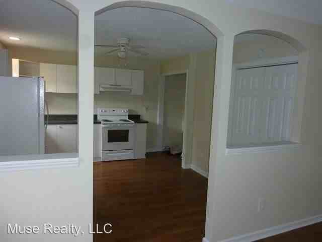 2534 Indian Trail - Photo 3 of 9