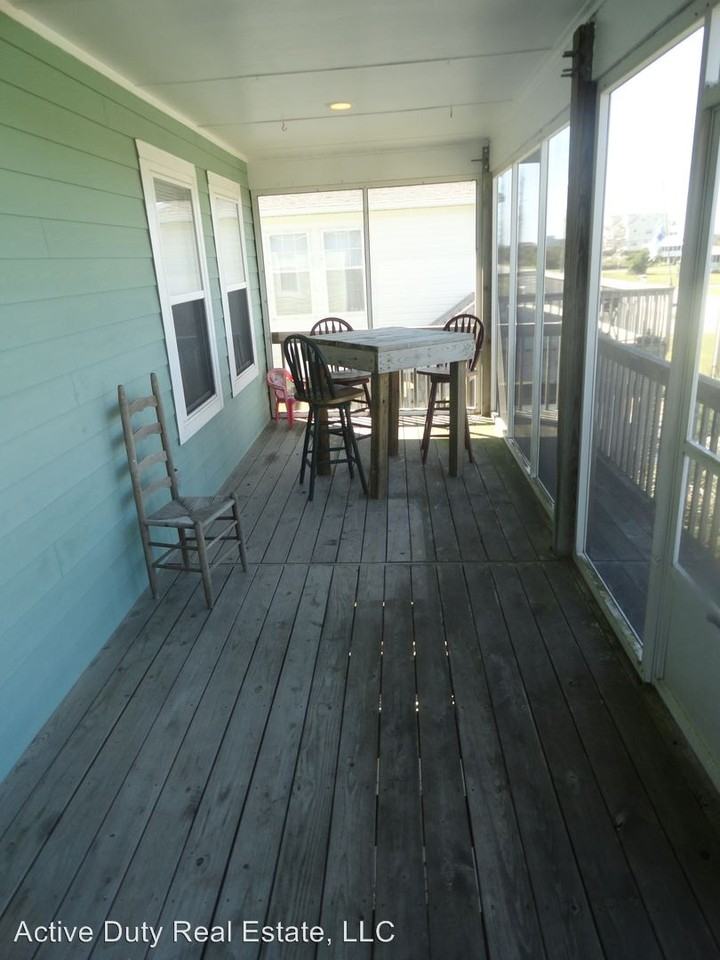 3212 Island Dr - Photo 2 of 28