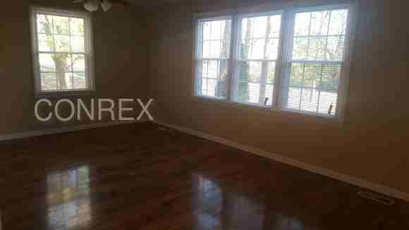 112 Becky Ln - Photo 2 of 14