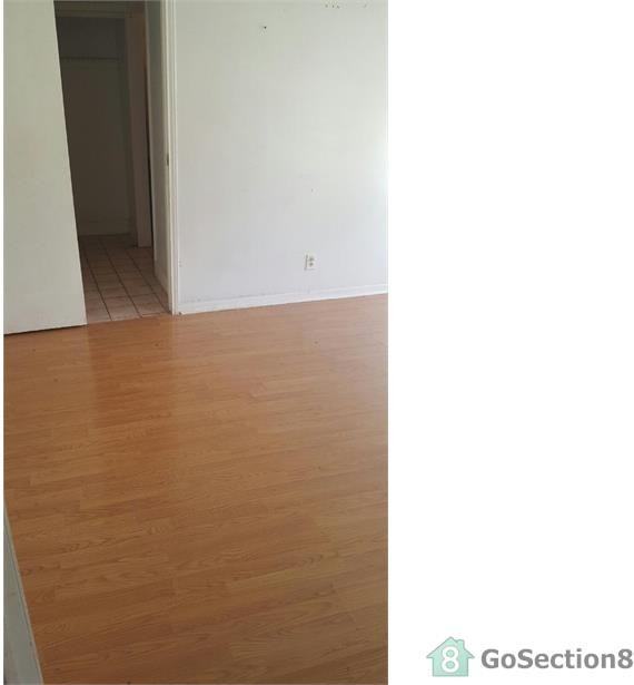 5944 W César E Chávez Blvd - Photo 2 of 4