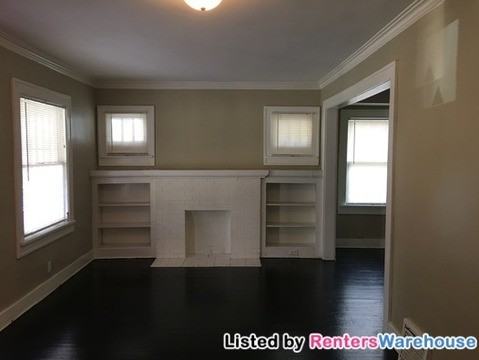 2407 E 68th Terrace - Photo 2 of 13