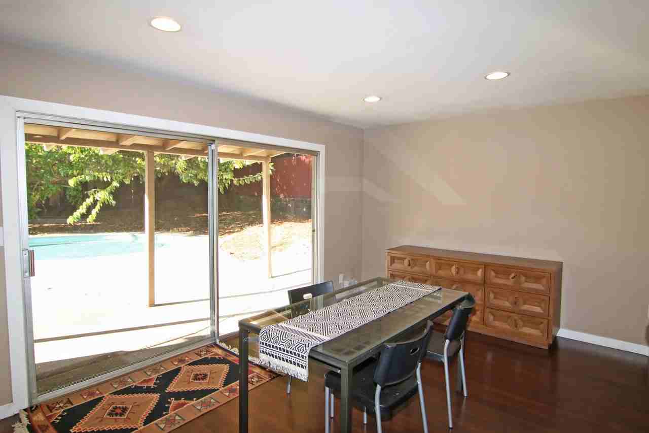 983 Northwestern Dr - Photo 3 of 16