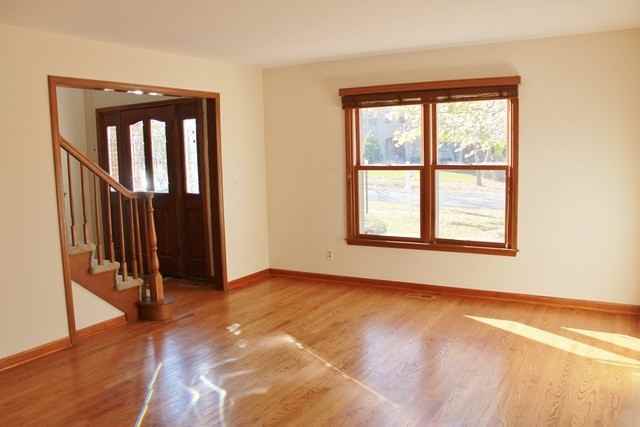 845 Wildrose Dr - Photo 3 of 22