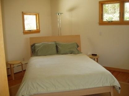 32 Halsey St - Photo 2 of 8