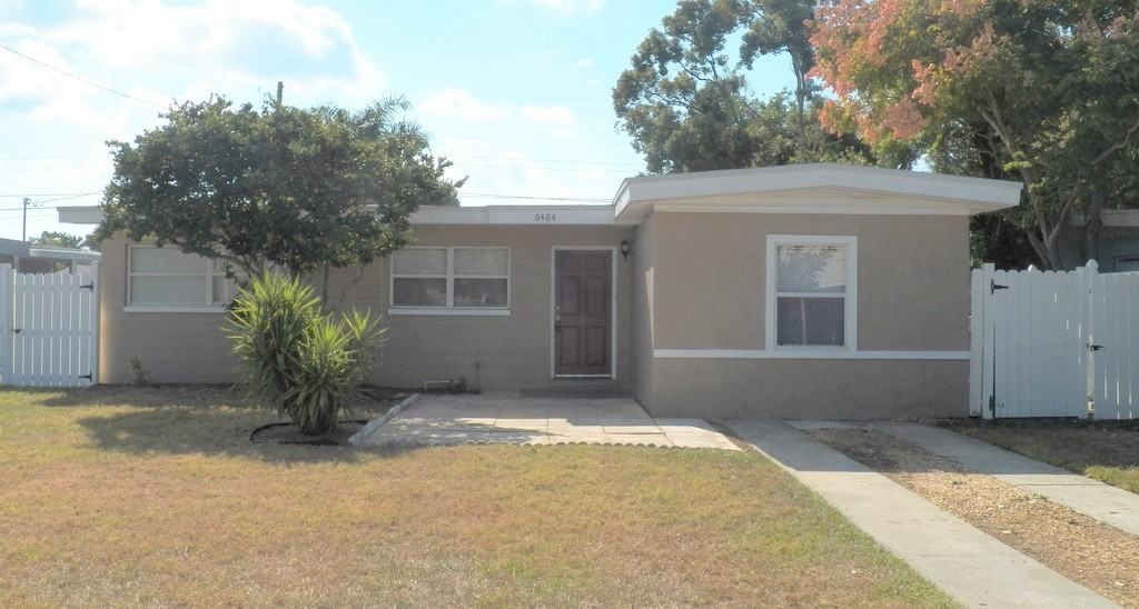 6484 44th Ave N - Photo 2 of 14