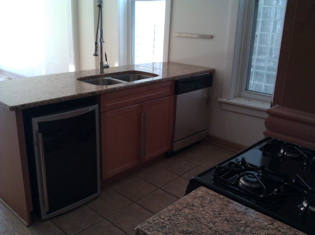 2740 West Haddon Avenue #1A - Photo 3 of 23