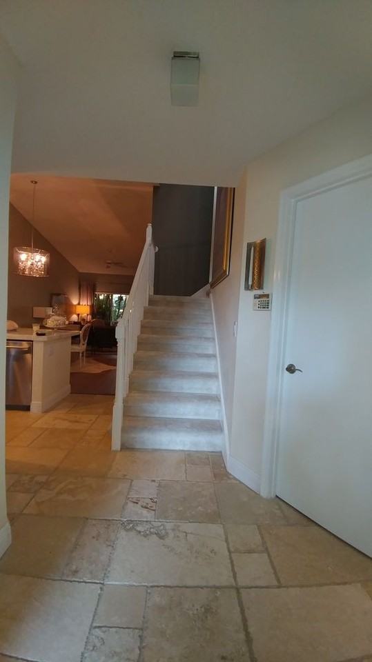 2542 Stony Brook Ln - Photo 2 of 12