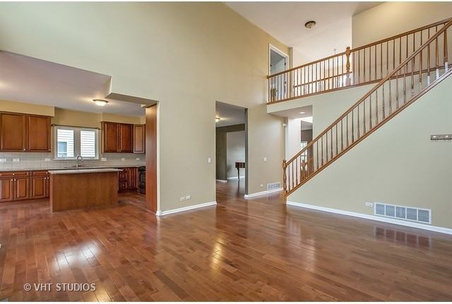 5 Barton Creek Ct - Photo 2 of 10