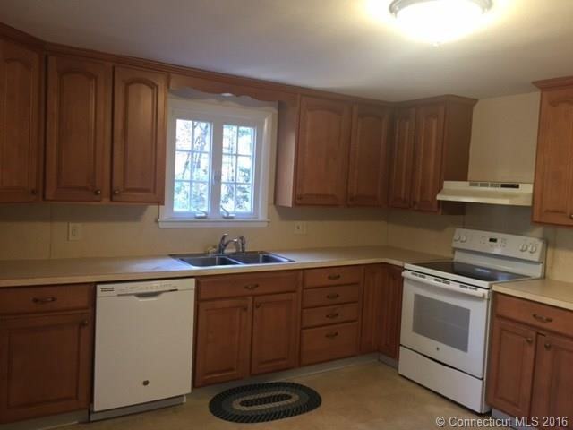 14 Pine Hill Rd - Photo 2 of 8