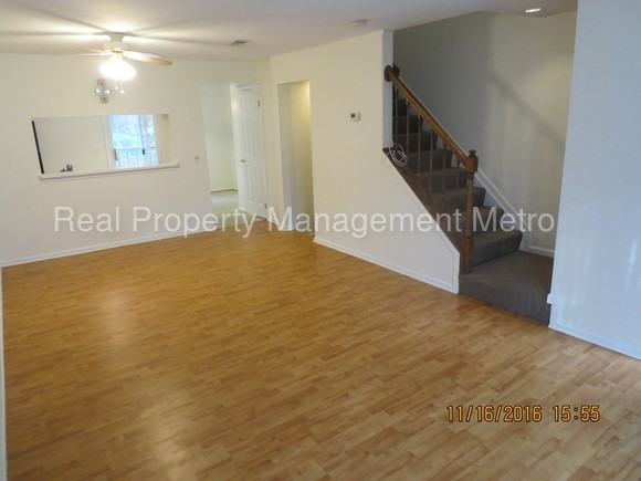 9617 Lambeth Ct - Photo 2 of 22