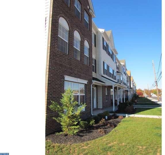 36 N School Ln - Photo 2 of 21