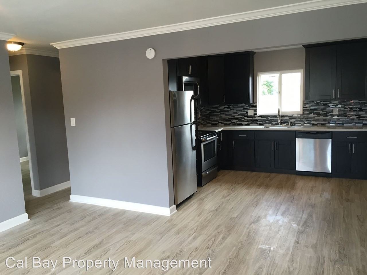 341/343 Angel Avenue - Photo 2 of 7