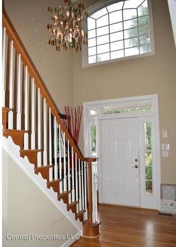 2054 Madrillon Rd - Photo 3 of 27