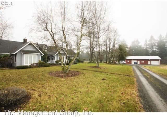 8519 NE Sorenson Rd - Photo 2 of 6