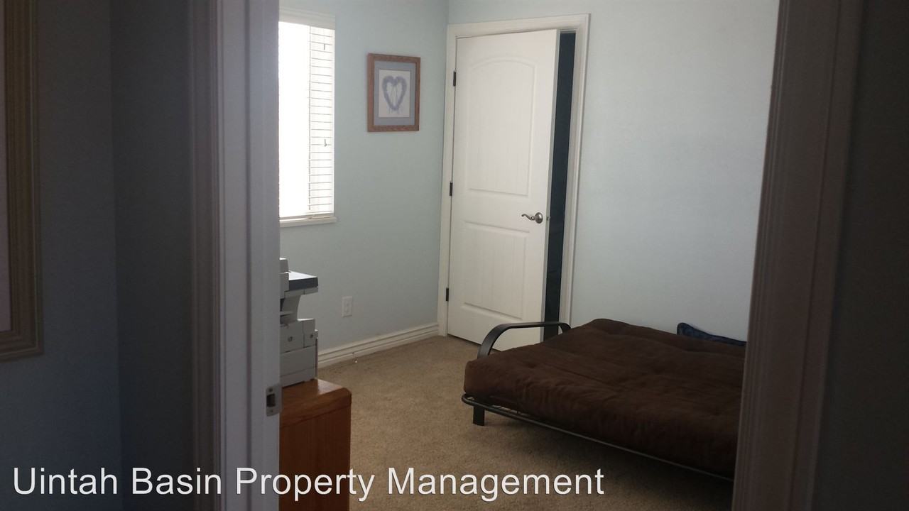 861 N 6500 W - Photo 3 of 12