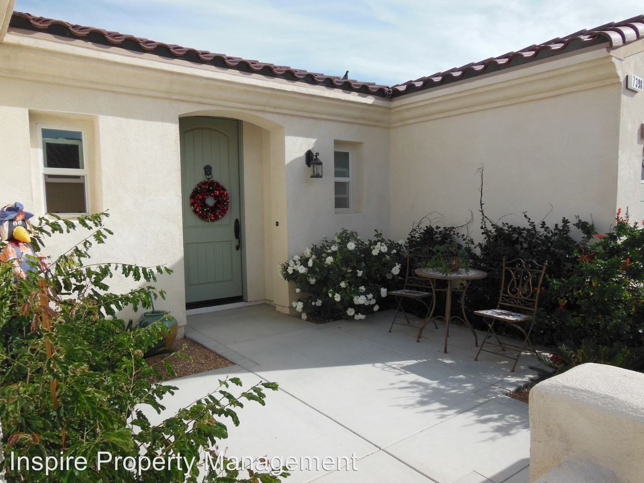 92284 Yucca Valley Rd - Photo 2 of 36