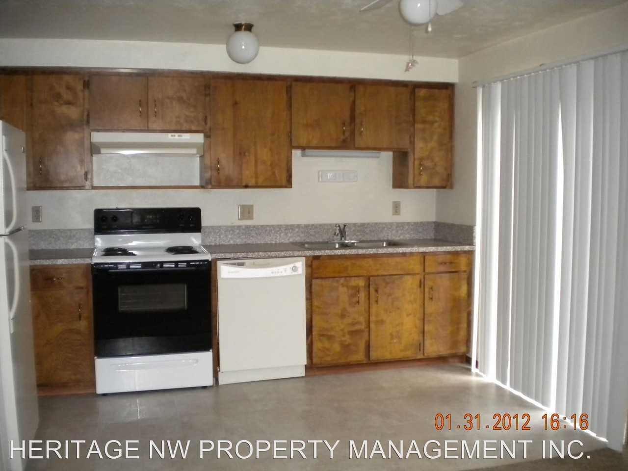 412 W Mary St - Photo 2 of 5