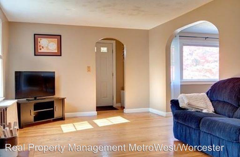 2 Marjorie Ave - Photo 3 of 12