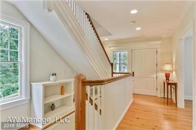 10245 Capitol View Ave - Photo 3 of 30