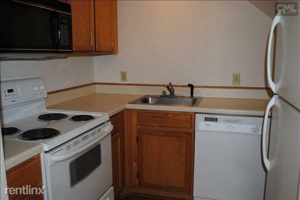 615 Heidt St - Photo 3 of 6