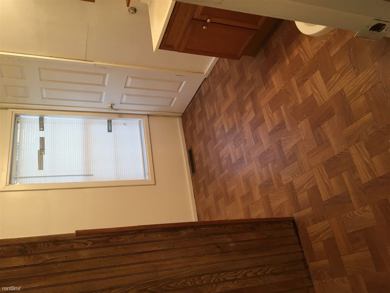 1314 Canton St - Photo 3 of 10