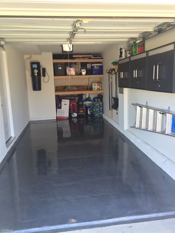 104 S Emerson Ave - Photo 3 of 45