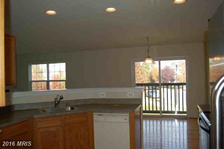 2024 Chestnut Dr - Photo 3 of 30