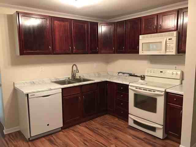 2114 Joppa Ave - Photo 3 of 14