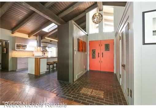 2400 W 70th St - Photo 3 of 20