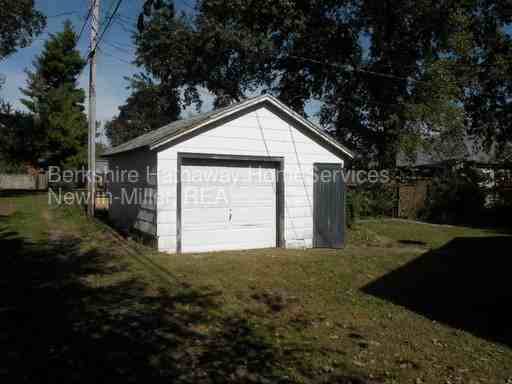 219 Cherry St - Photo 3 of 13