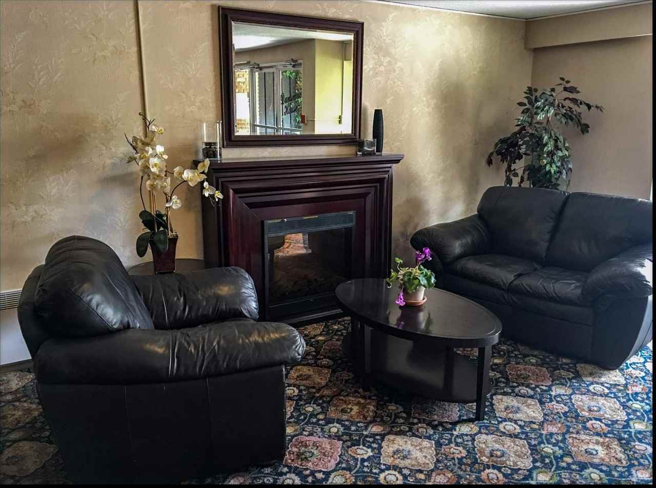 835 Dunsmuir Rd - Photo 2 of 12