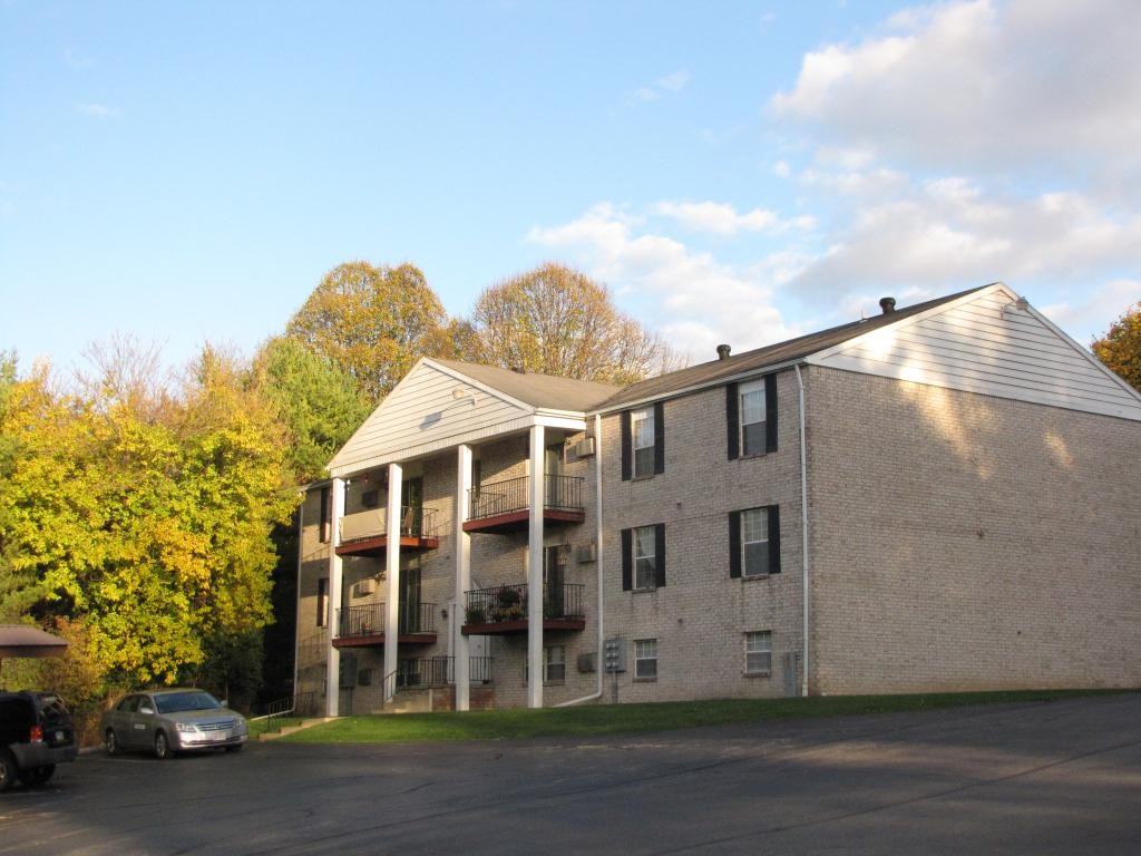 Riverview Apartments - Photo 2 of 14