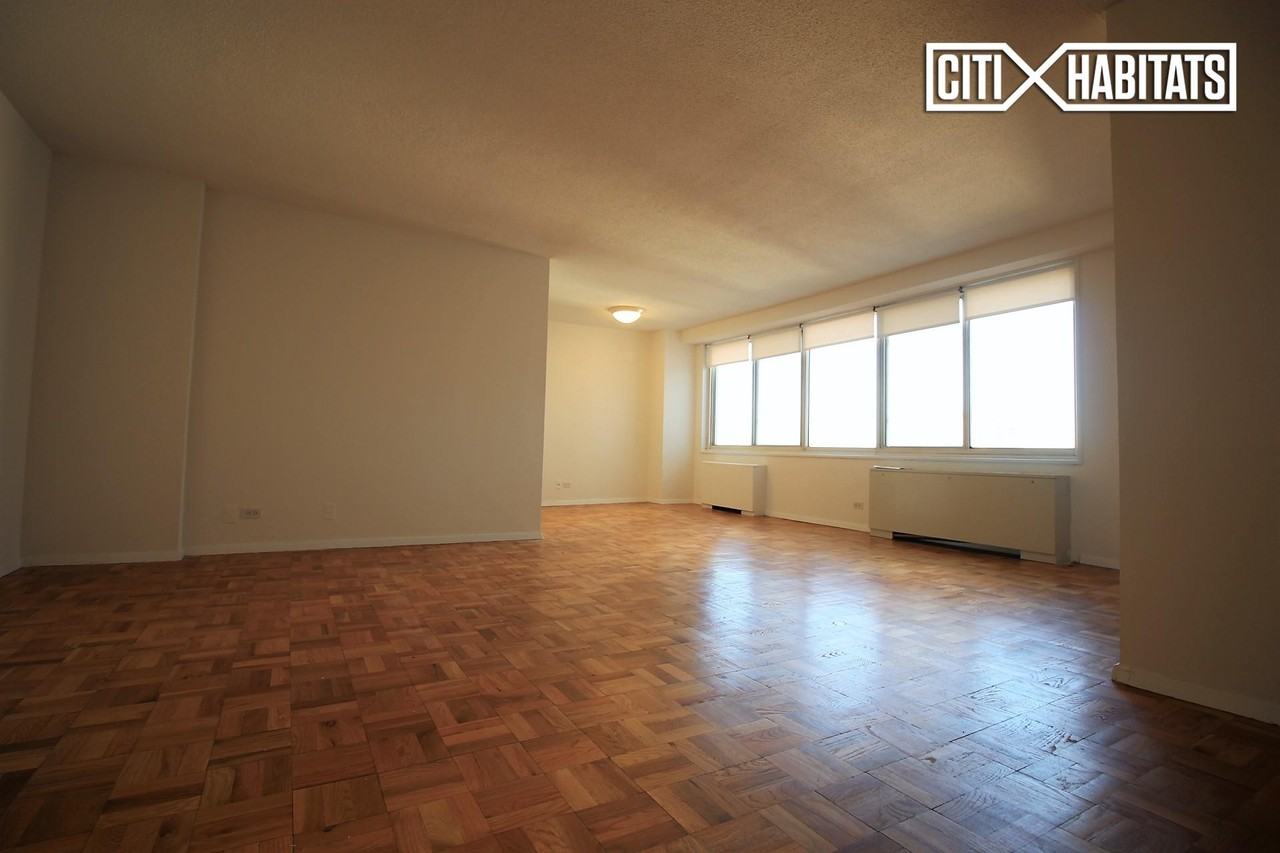 Henry Hudson Pkwy #12K