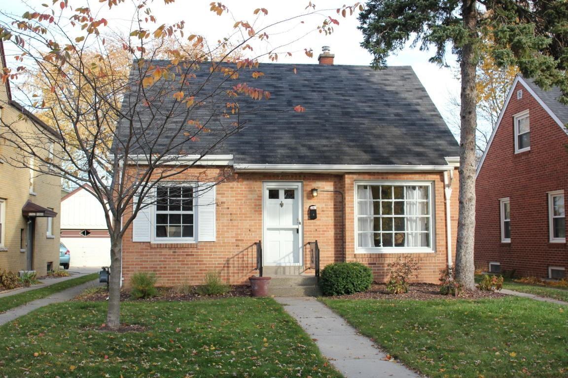5756 N Argyle Ave - Photo 2 of 20