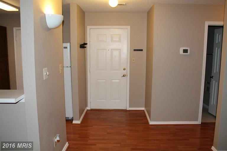 202 Thames Way #C - Photo 2 of 27