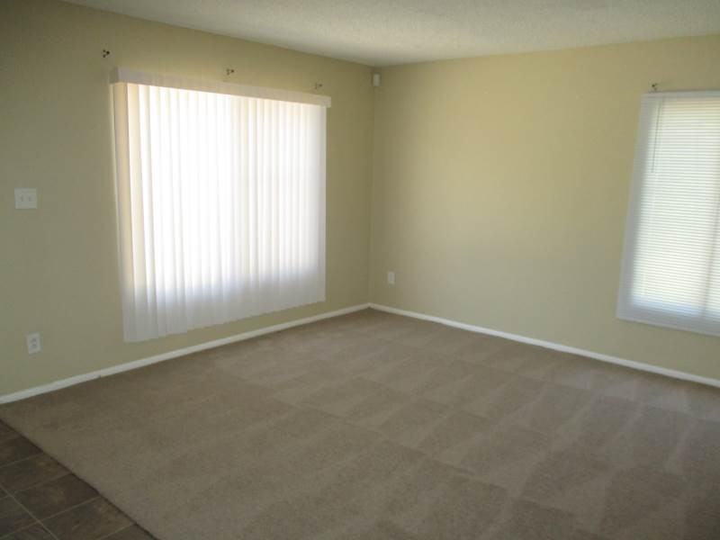 3827 W Gelding Dr - Photo 3 of 7