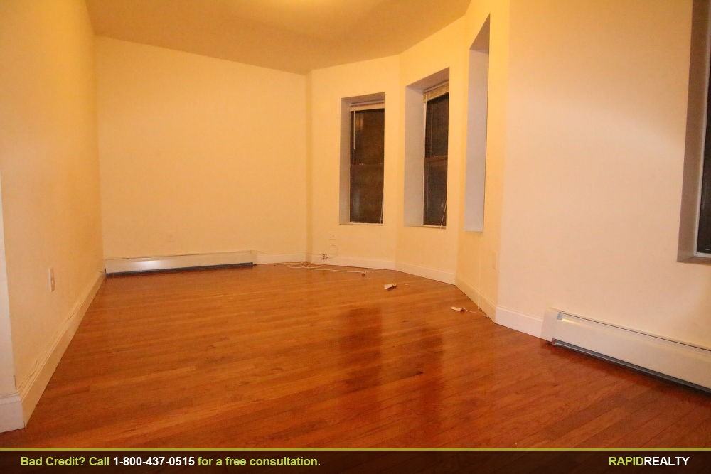 655 Hendrix Street - Photo 2 of 10