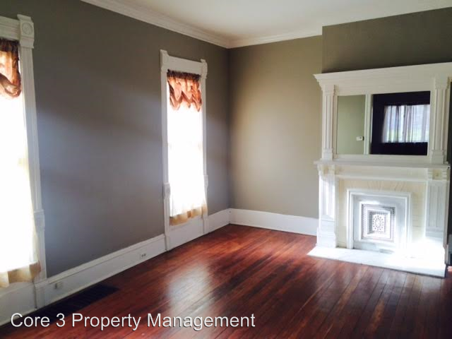 712 N Roosevelt Ave - Photo 3 of 14