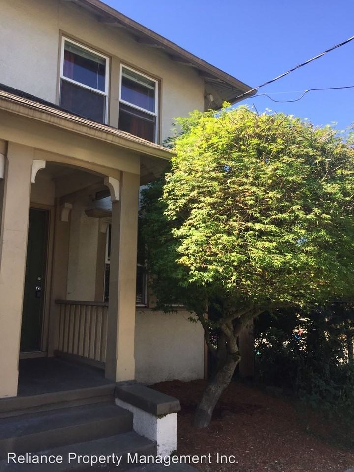 11241130 SE Ash St. & 201213 SE 12th St. Apartments SE 12th Ave