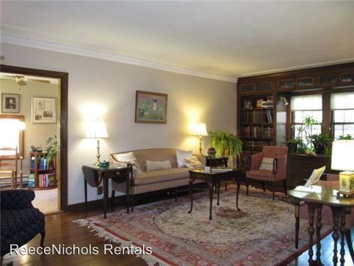 647 Romany Rd - Photo 2 of 25