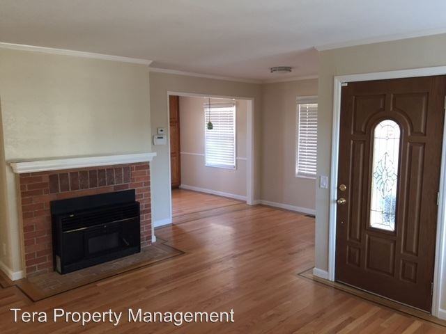 1609 Cypress Ave - Photo 3 of 15