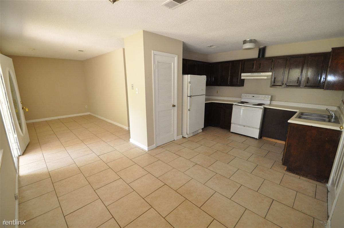 222 Clark St - Photo 3 of 21